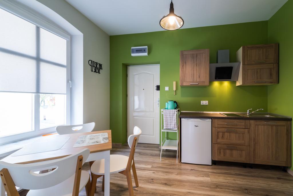 Apartment & *