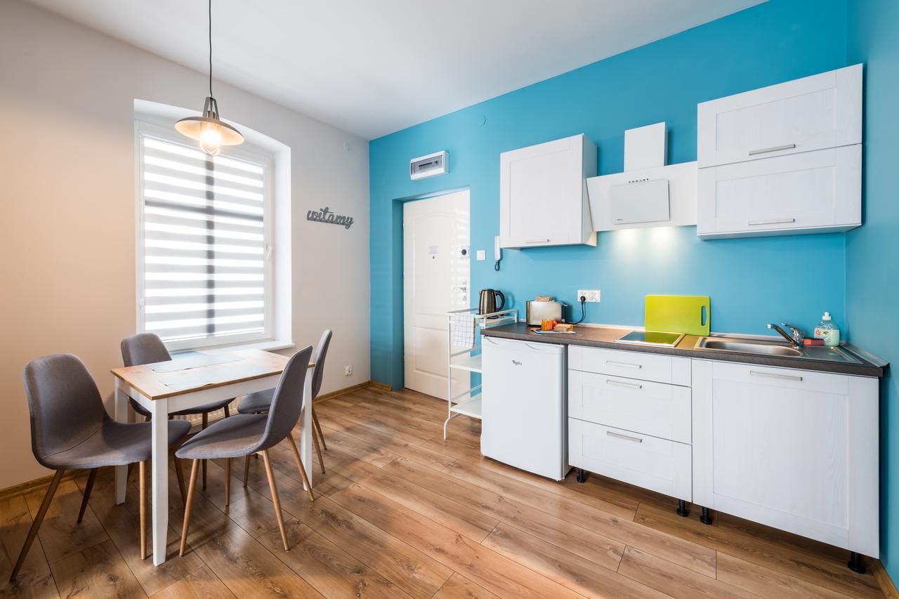 & Apartment