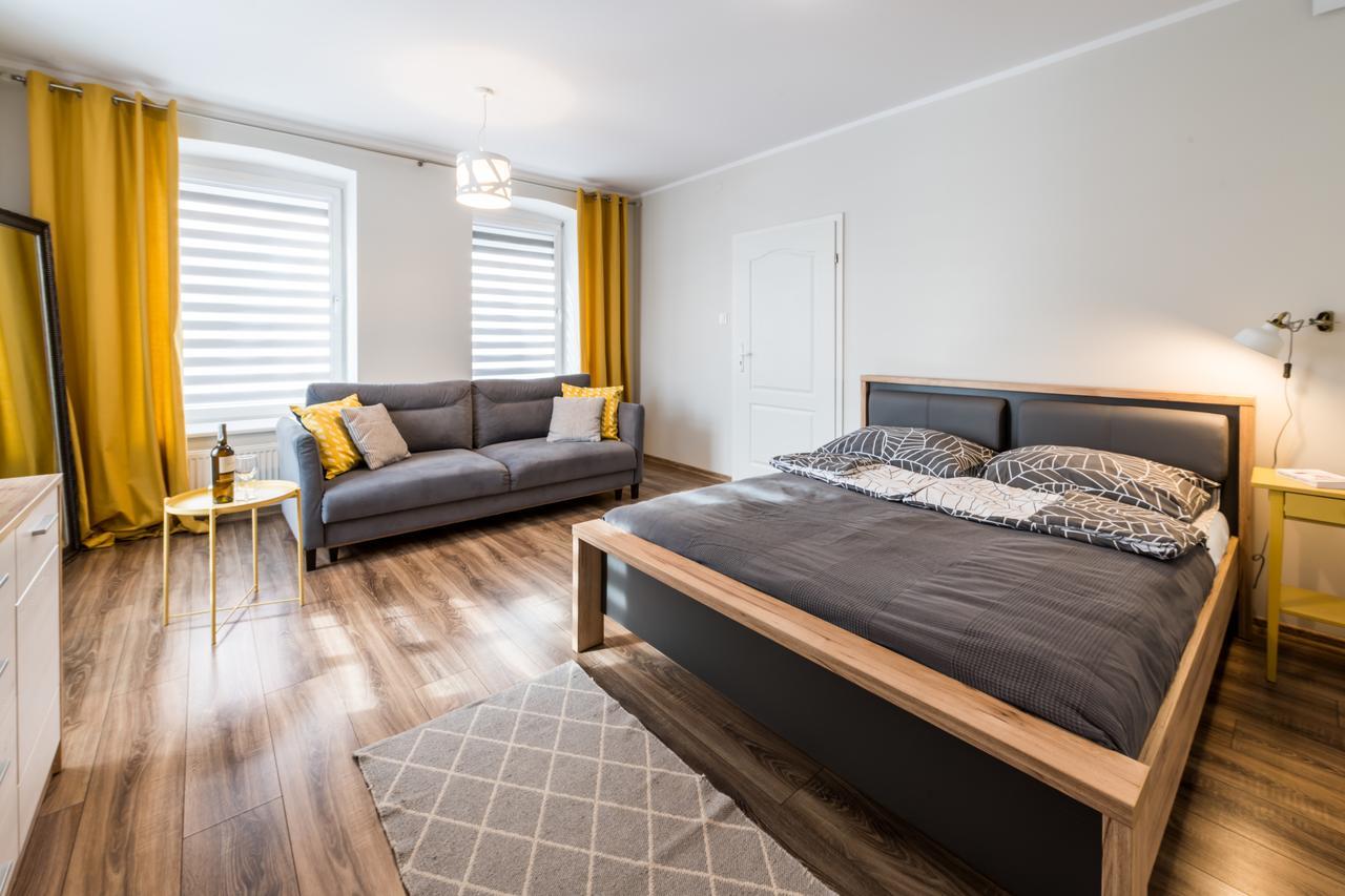 & Apartment