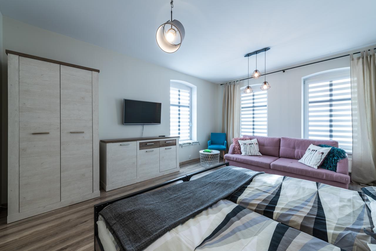 & Apartment *