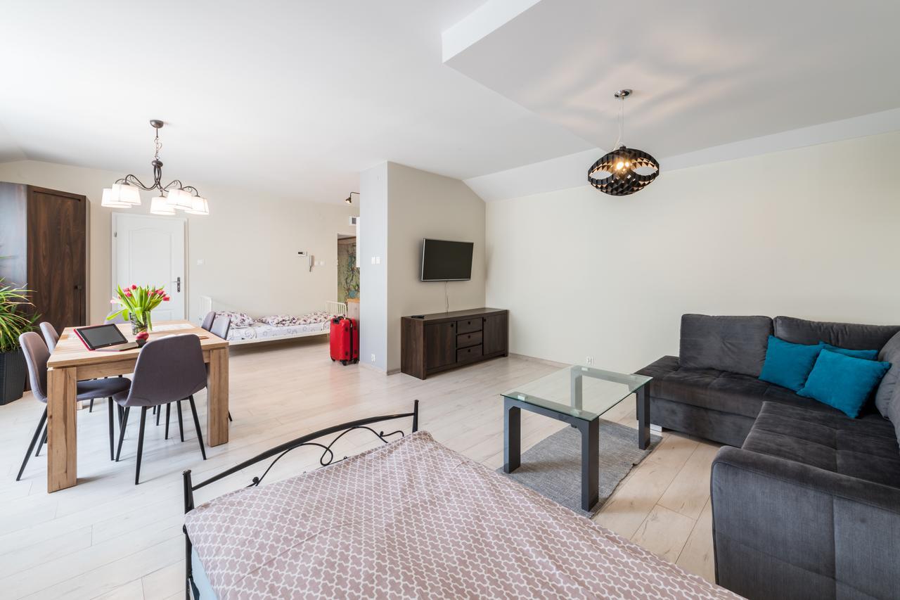 & Apartment *